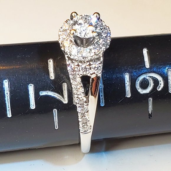 14K WHITE GOLD RING - Picture 9 of 10